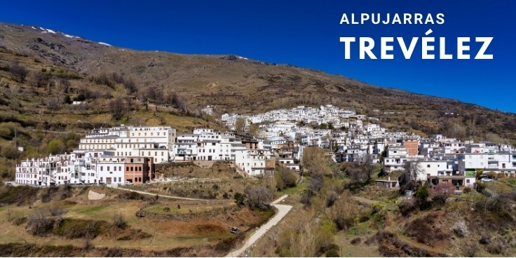 Byn Trevélez i Alpujarras, Andalusien